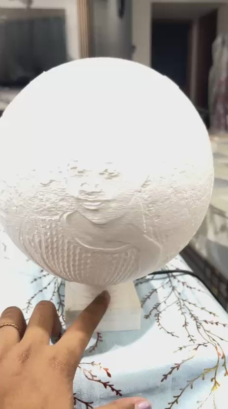 Personalized 3D Moon Lamp – Custom Photo & Text